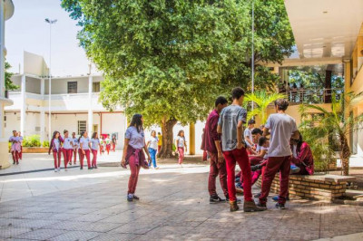 Projeto propõe pagar R$ 2.900 a alunos que concluem Ensino Médio