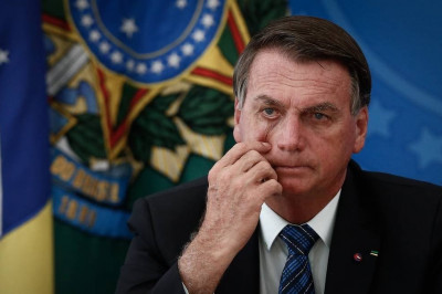Bolsonaro volta a anunciar 'mudança' na Petrobras