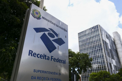 Servidores da Receita entrarão em greve contra PEC Emergencial