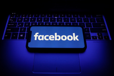 Facebook perde mais de R$ 1 trilhão de valor de mercado