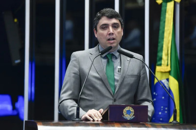 Presidente do Conselho de Administração da Petrobras é afastado do cargo pela Justiça