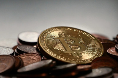 Vendas de NFT caem 11,16% e Bitcoin é atingido apesar de dominar a participação de mercado
