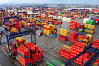 Balança comercial brasileira tem superávit de US$ 8,5 bi em maio mas exportações caem
