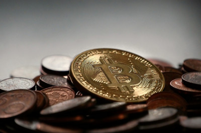 Bitcoin supera os principais índices de Wall Street no primeiro semestre de 2024