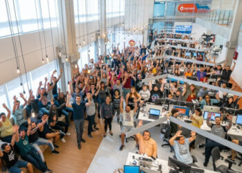 Hotmart abre 400 vagas de emprego com home office para sempre