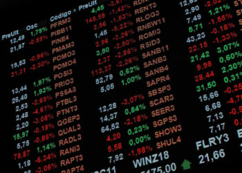 As ações para se proteger do fechamento da economia