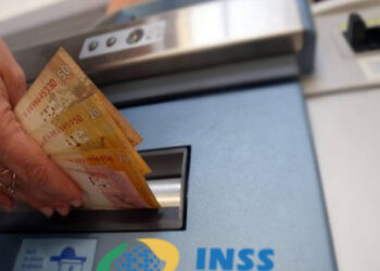 Governo Federal anuncia antecipação de 13º de beneficiários do INSS