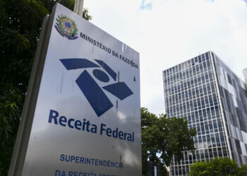Servidores da Receita entrarão em greve contra PEC Emergencial