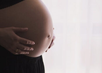 Brasileiras ganham até R$ 70 mil com venda de óvulos no exterior