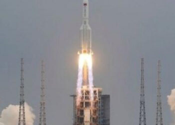 China diz que probabilidade de danos causada por foguete  é ‘extremamente baixa’