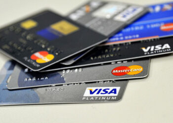 Cartão de crédito é o vilão da vida financeira?