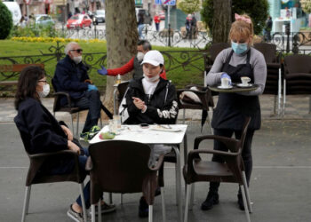 Espanha vai retirar obrigatoriedade de máscaras