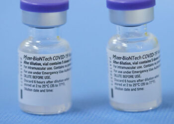 Ministro da Saúde diz que intervalo entre as doses da Pfizer deve diminuir