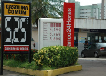 Pela sétima semana seguida preço da gasolina sobe no Brasil