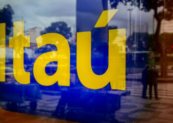 Criminosos criam aplicativo falso do Itaú para tentar roubar clientes