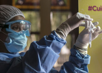 Veja porquê a Ômicron é menos agressiva