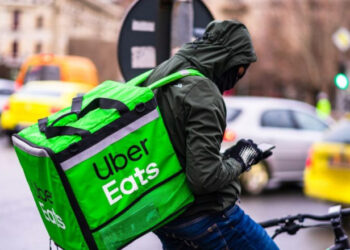 Uber Eats deixa de fazer entregas de restaurantes