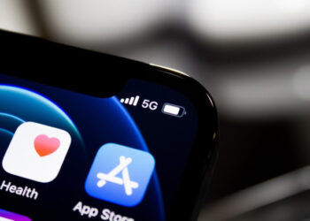 Anatel e Embraer vão avaliar se 5G pode atrapalhar o tráfego aéreo no país