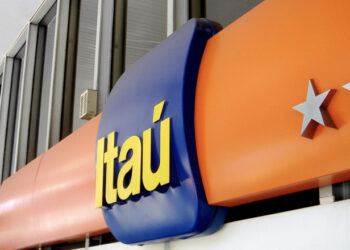 Mais de 100 vagas abertas para a área de tecnologia no Itau