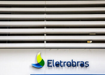 Veja como usar o  FGTS para investir nas ações da Eletrobras