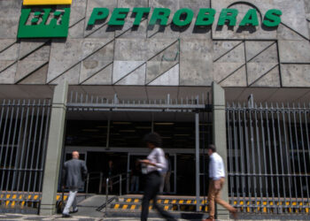 Privatização da Petrobras depende apenas do presidente Bolsonaro, afirma Ministério