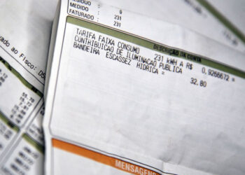 Tarifa de energia elétrica deve subir, em média, 5,6% em 2023