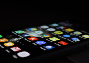 Apps que você deveria deletar do seu celular hoje para a sua segurança