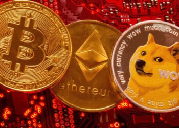 Bitcoin passa dos US$ 30 mil pela primeira vez desde junho