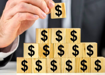 Envolvidos em esquema de pirâmide com criptomoedas são multados em R$ 14 milhões