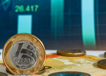 Inflação e juro alto derrubam em 18% a lucratividade das empresas na Bolsa