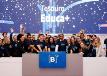 Novo título para financiar estudos começa a ser negociado na Bolsa de Valores