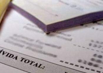 Notificação por e-mail não autoriza inscrição em cadastro de inadimplentes