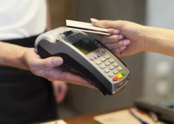 Saiba como usar o cartão de crédito a seu favor