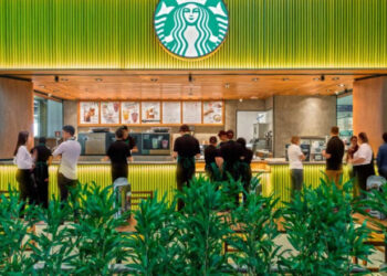 Operadora de Starbucks e Subway no Brasil pede recuperação judicial