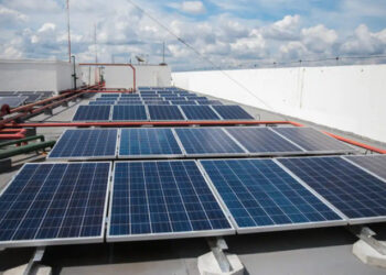 Cobrança de impostos para importação de placas solares pode prejudicar setor