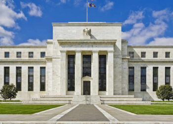 Fed mantém juros entre 5,25% e 5,50% e pode fechar porta para novas altas