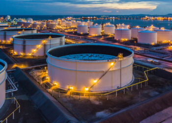 Preço dos Barris de petróleo e minério de ferro avançam nesta terça (12)