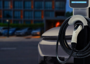 Arval e Enel assinam parceria para acelerar a eletromobilidade na América Latina