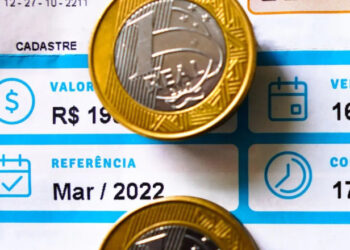 Conta de luz deve subir 5,6% em média em 2024