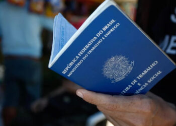 Criação de empregos formais em 2023 cai quase 30% em relação a 2022