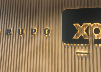 Faculdade XP oferece 12 mil bolsas de estudos para formar assessores de investimentos