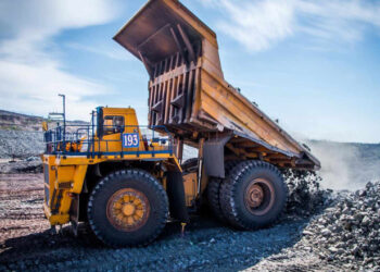 Indústria extrativa puxa produção industrial em novembro