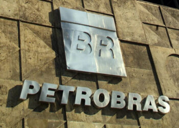 Petrobras reabre programa de estágio e oferece 180 vagas