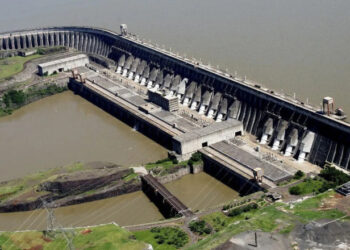 Saiba como a revisão da tarifa de Itaipu vai ter impacto no bolso do consumidor