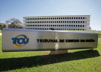 TCU aponta possibilidade de déficit de até R$ 55,3 bi e de descumprimento da meta em 2024