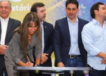 SKY Airline assina acordo de cooperação com Embratur