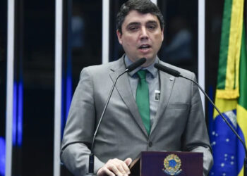 Presidente do Conselho de Administração da Petrobras é afastado do cargo pela Justiça