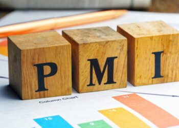 PMI aponta que crescimento do setor de serviços do Brasil perdeu força em abril