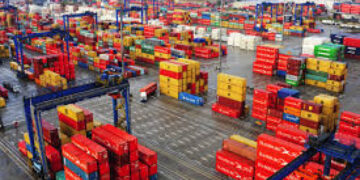 Balança comercial brasileira tem superávit de US$ 8,5 bi em maio mas exportações caem