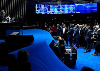 Governo Federal propõe alta de tributos sobre empresas e acionistas